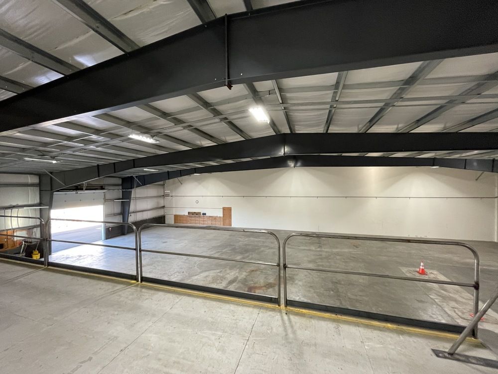 Class A Industrial: 3543 Steelhead Run Drive NE, Suite A, Albany, OR 97321